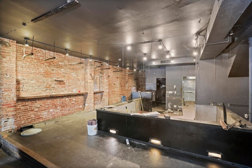 More Photos Of 296 Grand St, Brooklyn Apartments For Sale