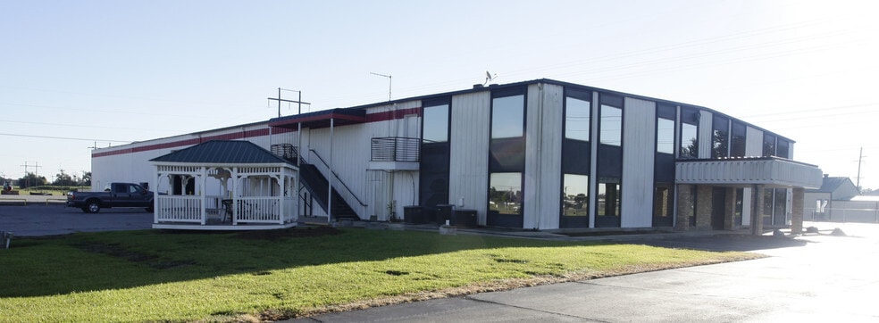 More Photos Of 3721 Highway 90 E, Broussard Light Distribution For Lease