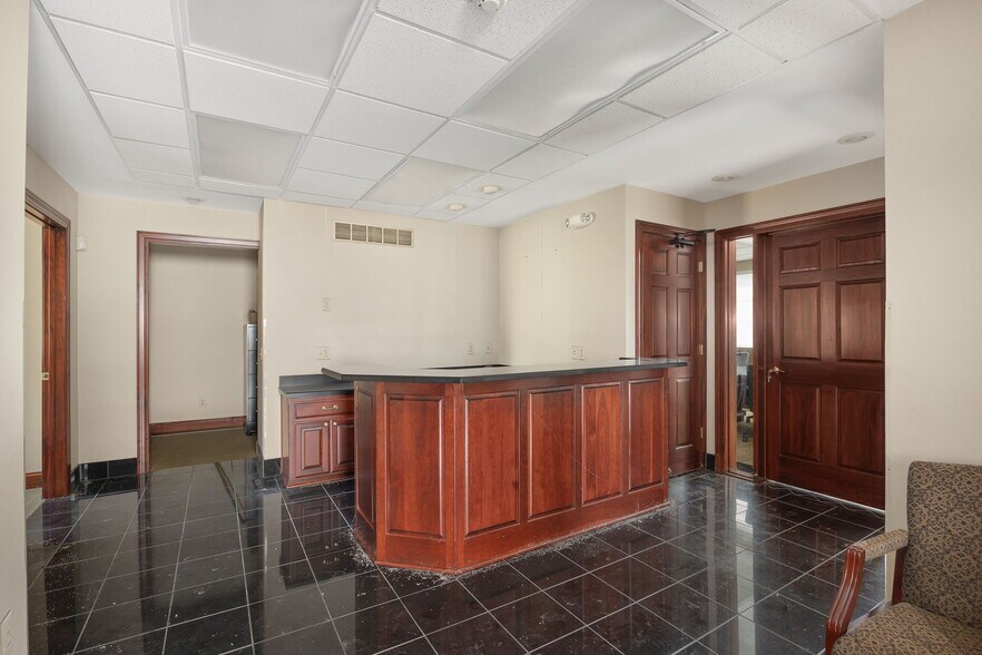 More Photos Of 3114 N Belt Hwy, Saint Joseph Fast Food For Sale
