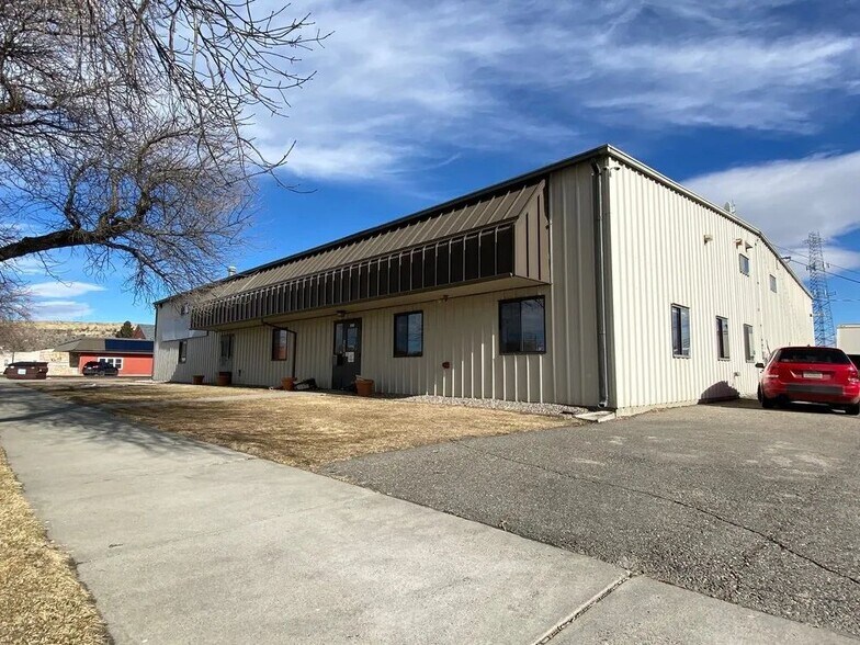 More Photos Of 421 N 24th St, Billings Warehouse For Lease