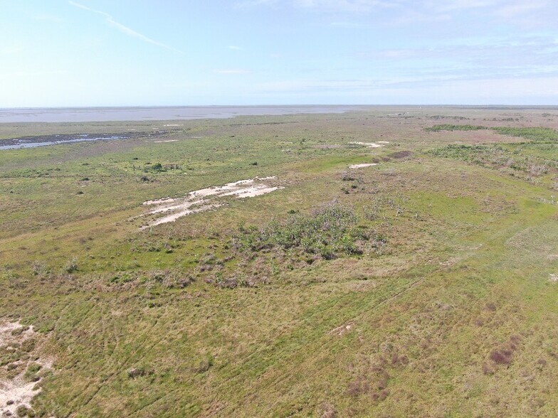 More Photos Of 0 South Redfish dr, Hitchcock Land For Sale
