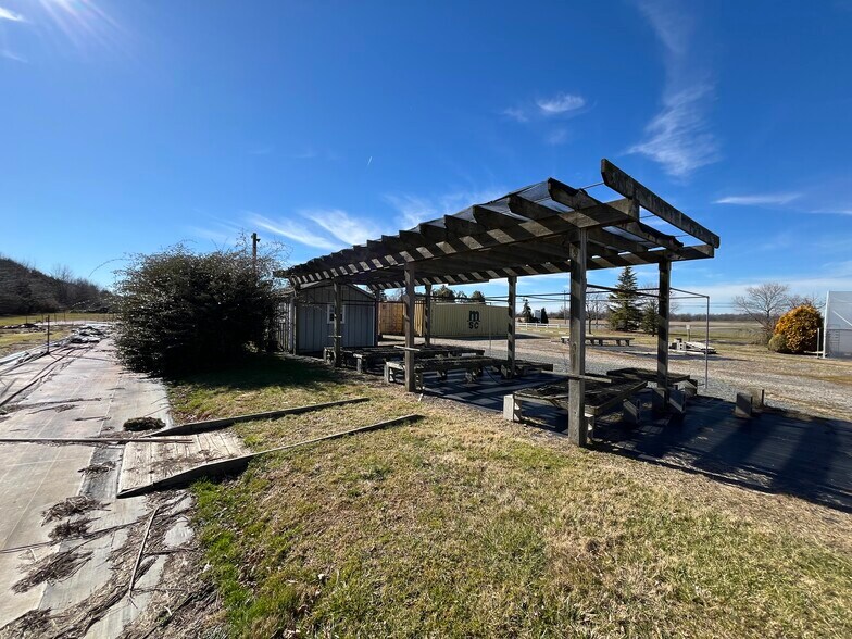 More Photos Of 5996 Augustine Herman Hwy, Cecilton Land For Lease