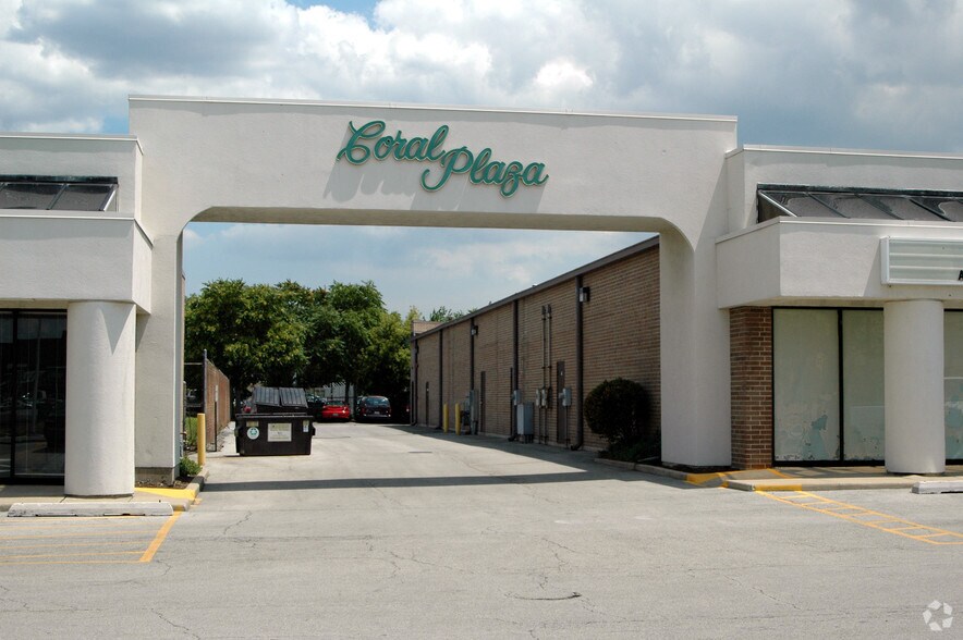 More Photos Of 4710 W 95th St, Oak Lawn Unknown For Lease