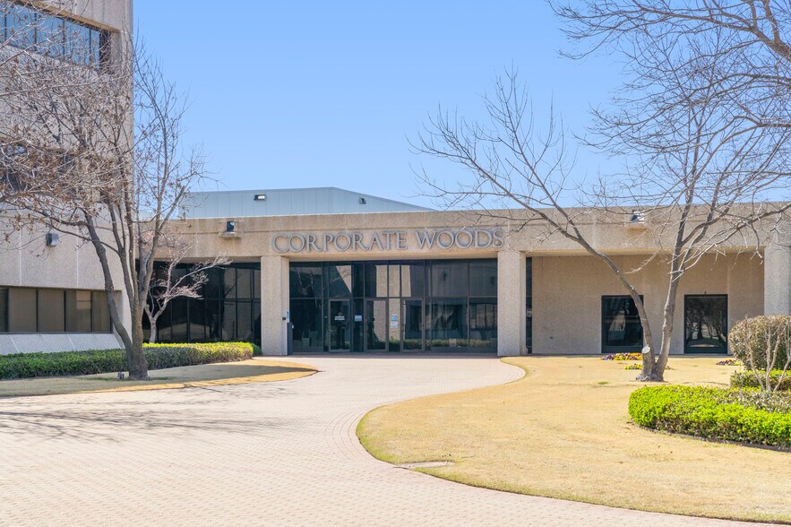 More Photos Of 4500 S 129th East Ave, Tulsa Office For Lease