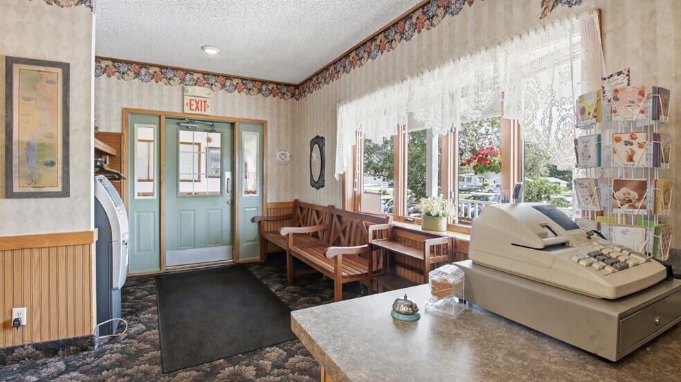 More Photos Of S286 WI-35, Nelson Restaurant For Sale