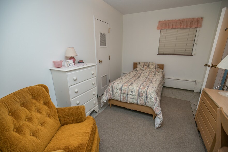 More Photos Of 2425 N Taylor Rd, Cleveland Heights Religious Facility For Sale