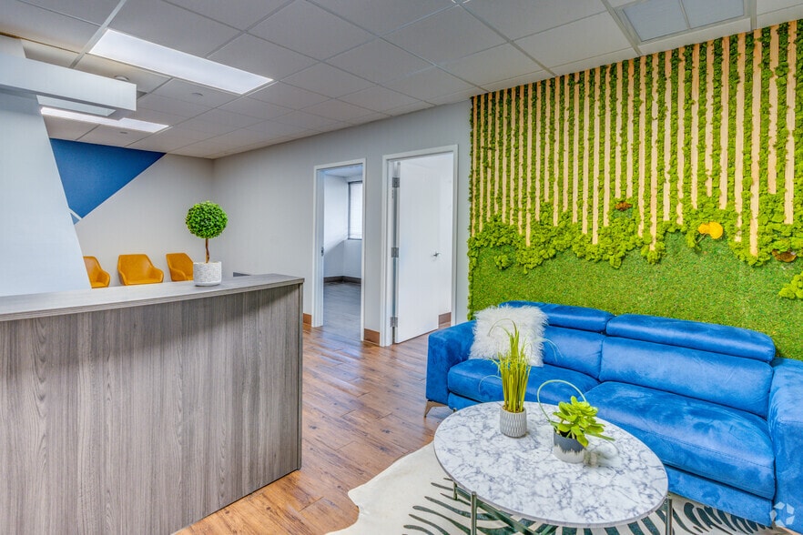 More Photos Of 14750 NW 77th Ct, Miami Lakes Office For Lease