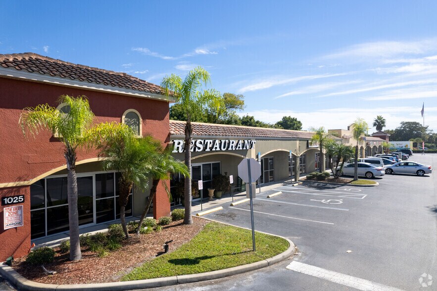 More Photos Of 1025 N Nova Rd, Holly Hill Unknown For Lease