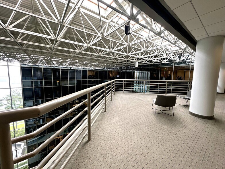 More Photos Of 315 E Robinson St, Orlando Office For Lease