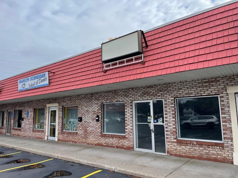 More Photos Of 502-524 Long Pond Rd, Greece Unknown For Lease