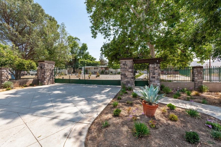 More Photos Of 22113 Grand Terrace Rd, Grand Terrace Manufactured Housing Mobile Home Park For Sale