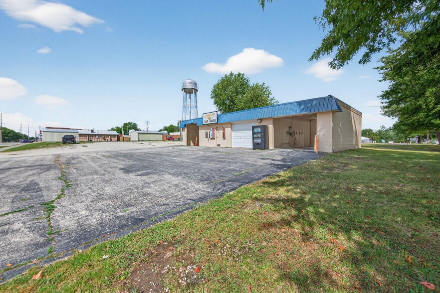 More Photos Of 115 E Booneslick Rd, Jonesburg Carwash For Sale