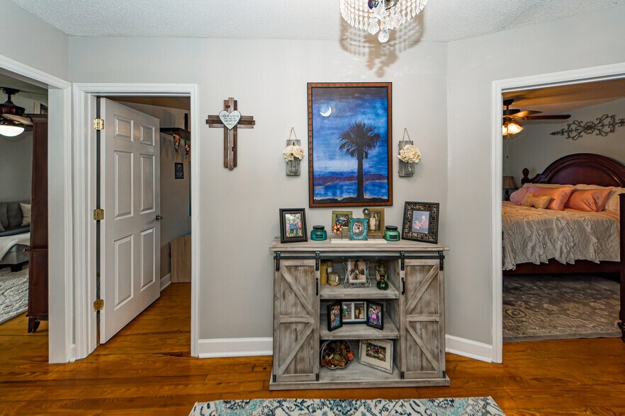 More Photos Of 111 Heatley St, Moncks Corner Medical For Sale