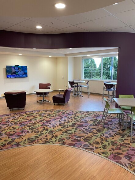 More Photos Of 220 E Monument Ave, Dayton Office For Lease