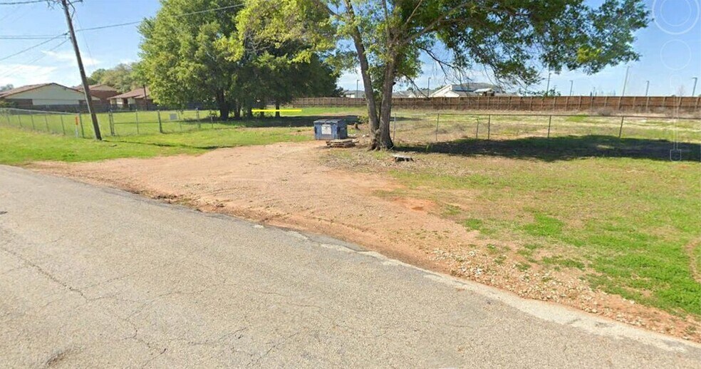 More Photos Of 6003 N Loop 256, Palestine Land For Sale