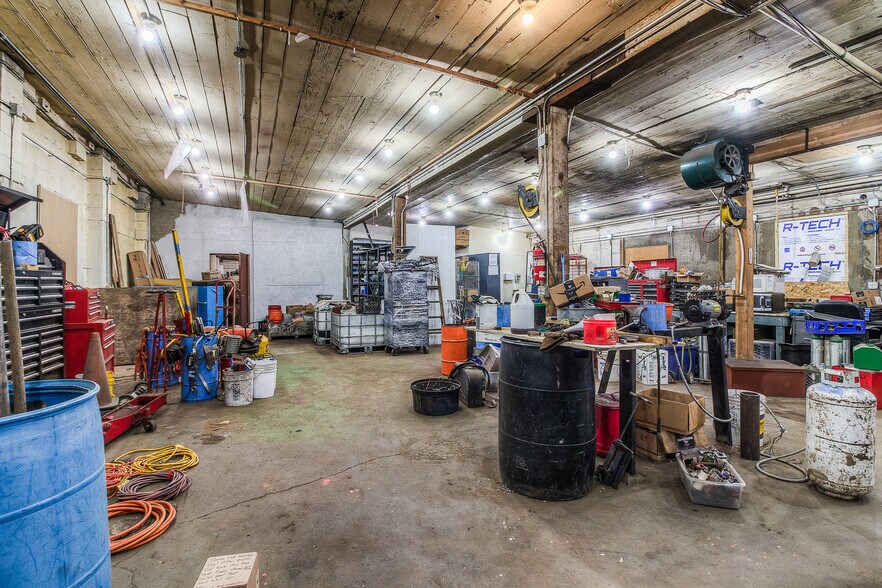 More Photos Of 91 Charlie Ln, Naches Warehouse For Sale