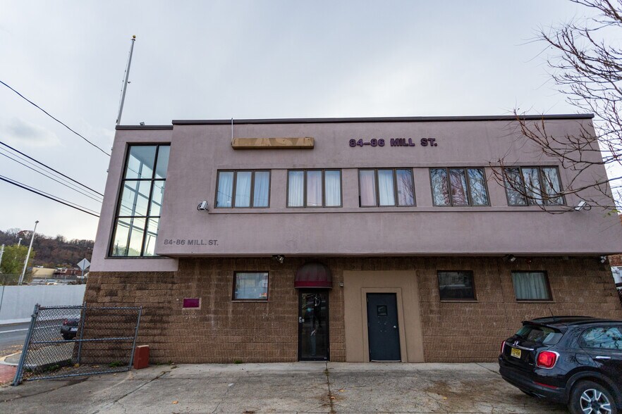 More Photos Of 84-86 Mill St, Paterson Office For Sale