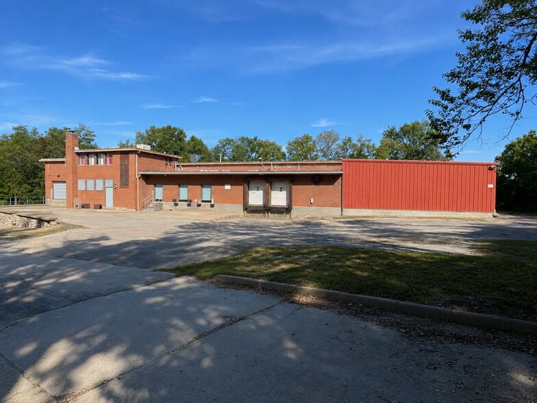 More Photos Of 1400 E 2nd St, Kansas City Manufacturing For Sale