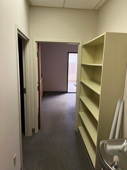 More Photos Of 3956 Sunbeam Rd, Jacksonville Medical For Lease