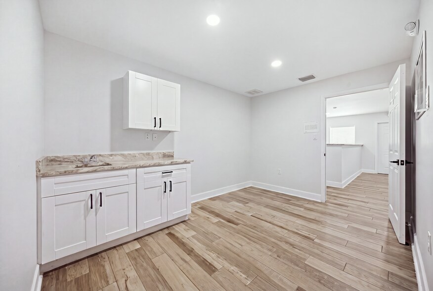 More Photos Of 4911-4919 State Road 54, New Port Richey Office For Sale