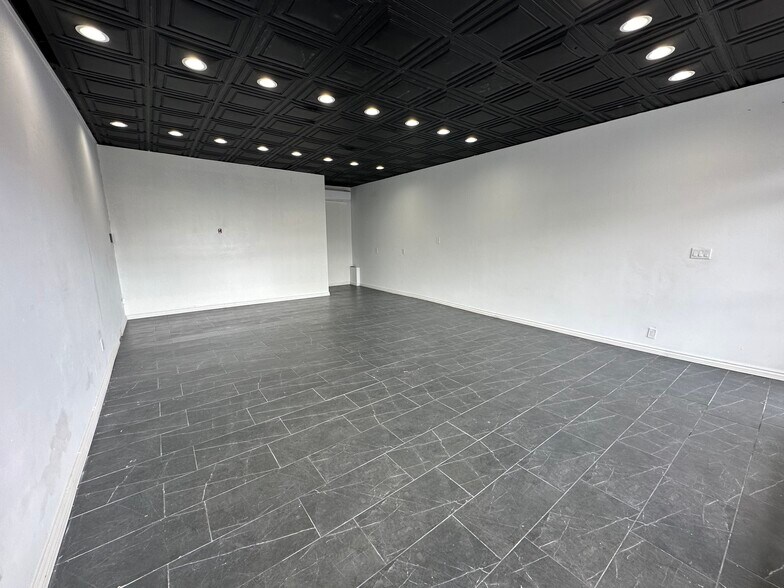 More Photos Of 1060 Richmond Rd, Staten Island Freestanding For Lease