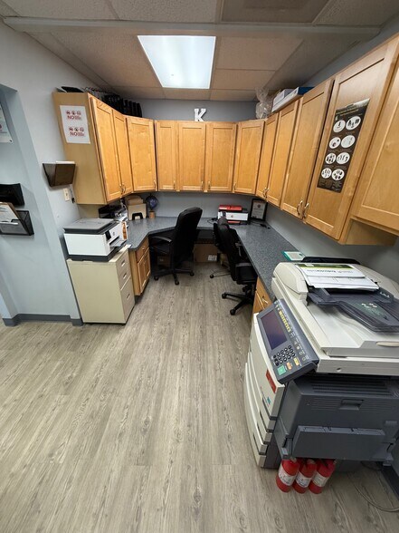 More Photos Of 11219-11253 Lockwood Dr, Silver Spring Office For Lease