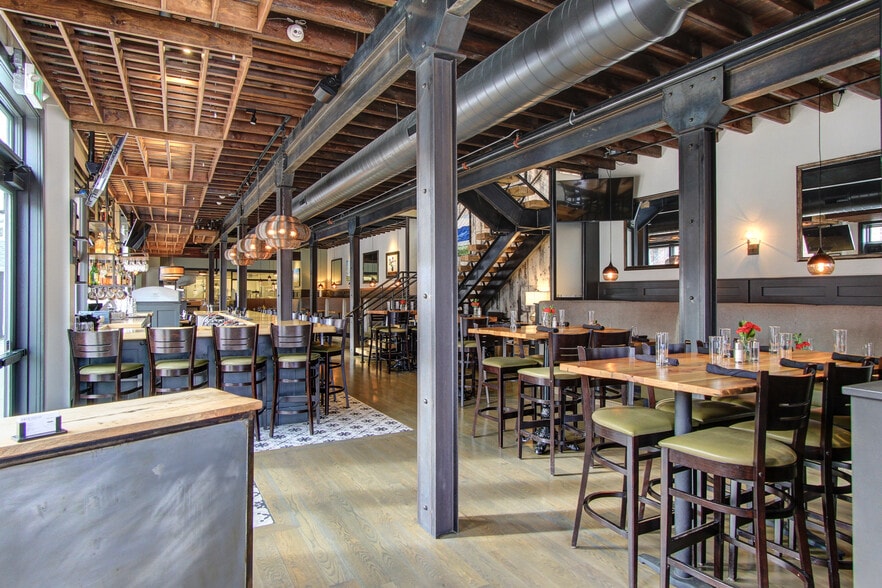 More Photos Of 121 E 2nd Ave, Niwot Restaurant For Lease