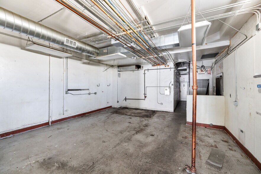 More Photos Of 112 Pacific St, Roseville Apartments For Lease