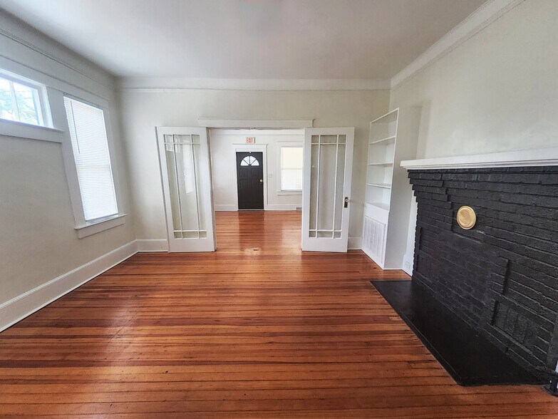 More Photos Of 2139 Bull St, Columbia Medical For Lease
