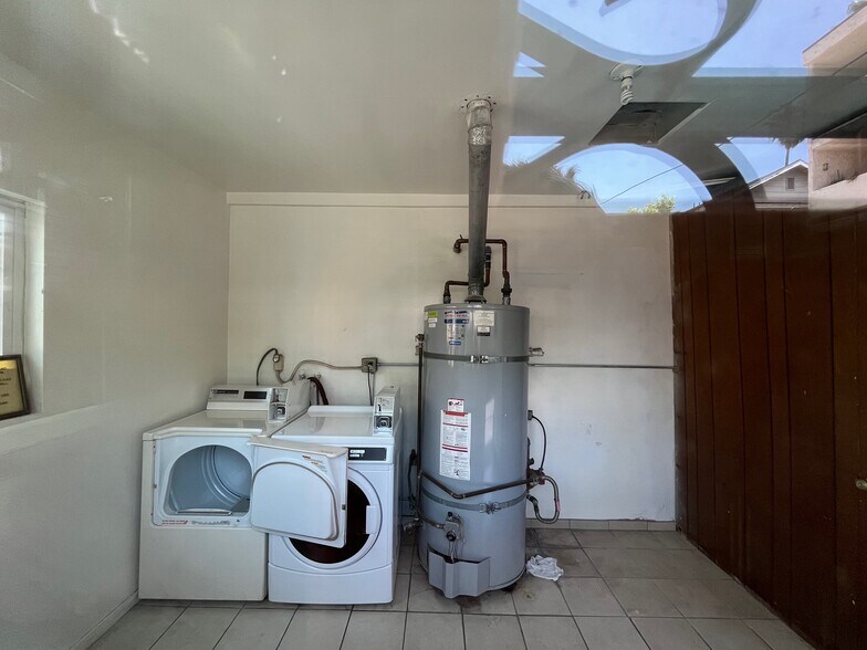 More Photos Of 157 N Allen Ave, Pasadena Apartments For Sale