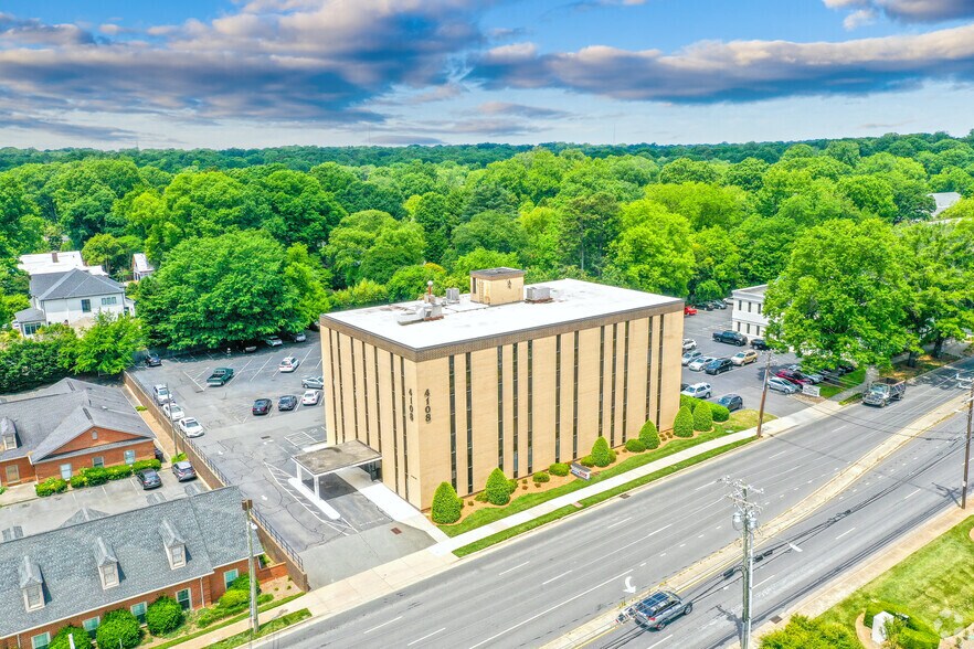 Primary Photo Of 4108 Park Rd, Charlotte Office For Lease