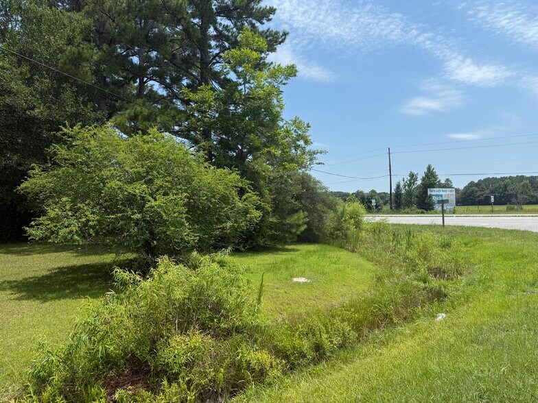More Photos Of 5238 US Highway 264 W, Washington Land For Sale