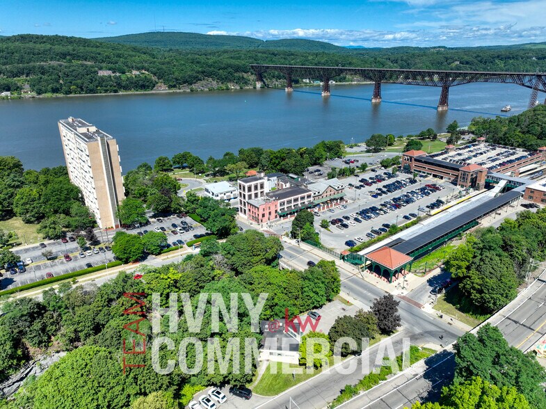 More Photos Of 56 Main St, Poughkeepsie Medical For Lease