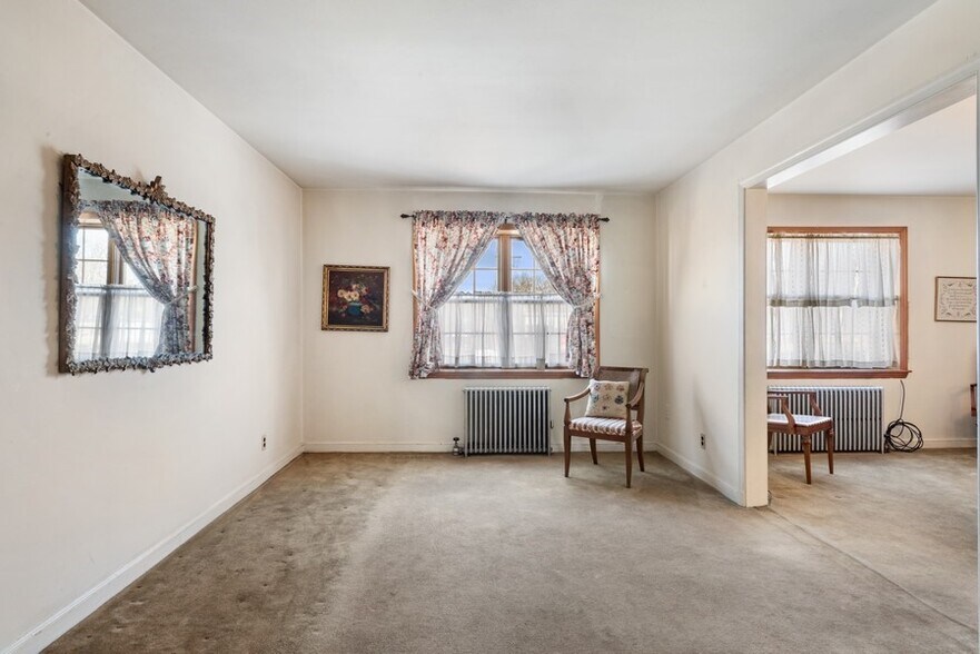 More Photos Of 370 Mamaroneck Ave, Mamaroneck Storefront Retail Residential For Lease