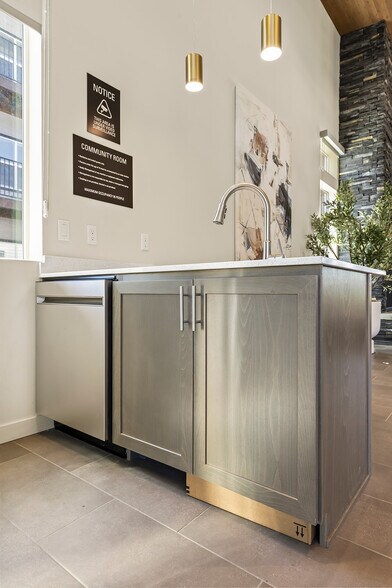 More Photos Of 7011 NE 126th St, Vancouver Apartments For Sale