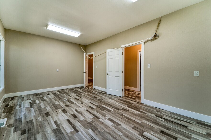 More Photos Of 415 Alturas St, Yuba City Medical For Sale