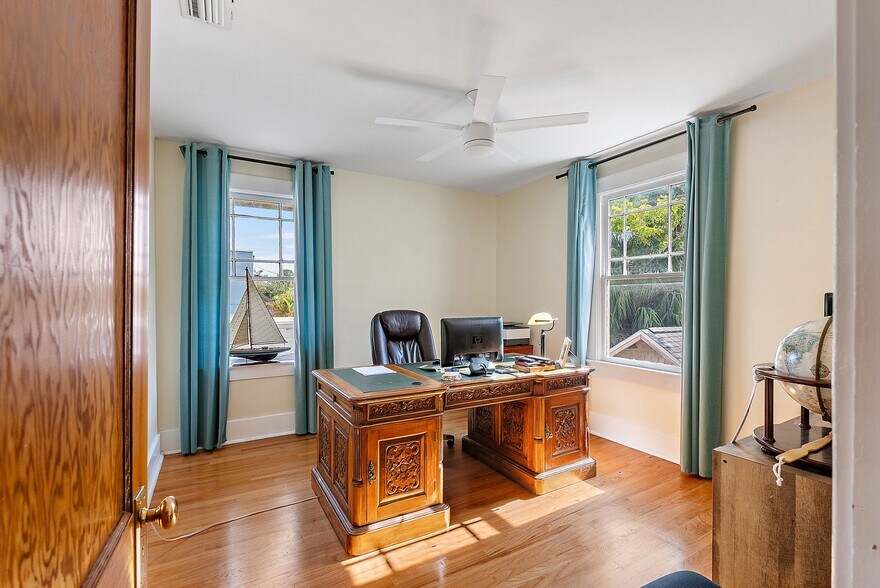 More Photos Of 2632 Central Ave, Saint Petersburg Office Residential For Sale