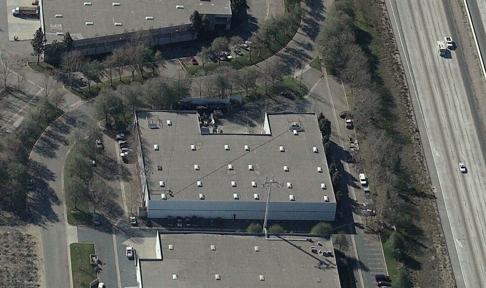 More Photos Of 9322 Hyssop Dr, Rancho Cucamonga Industrial For Lease