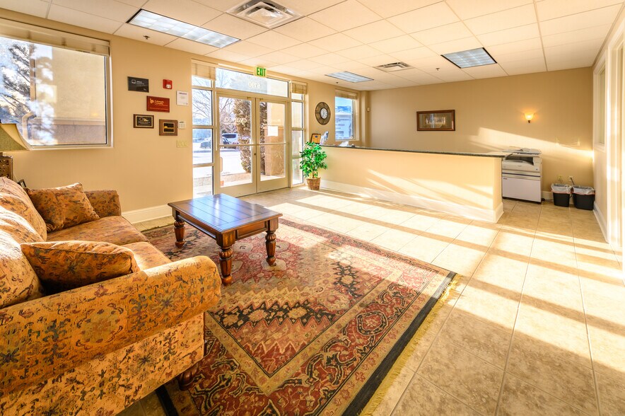 More Photos Of 6190 Mae Anne Ave, Reno Medical For Lease
