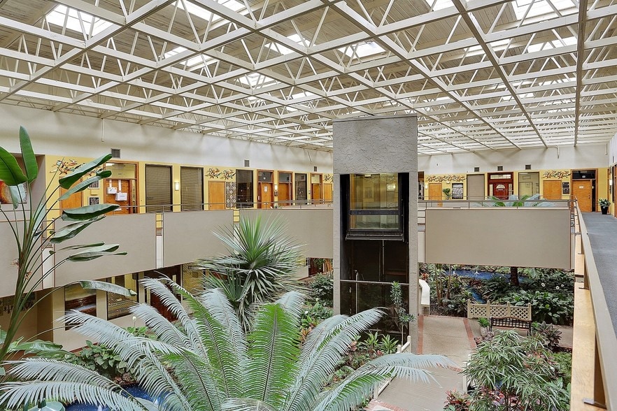 More Photos Of 824 Elmwood Park Blvd, Harahan Medical For Lease