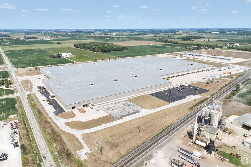 More Photos Of 1001 E Lutz Rd, Archbold Distribution For Sale