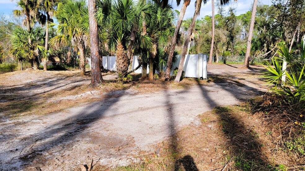 More Photos Of 416 Sally St, Port Charlotte Land For Lease