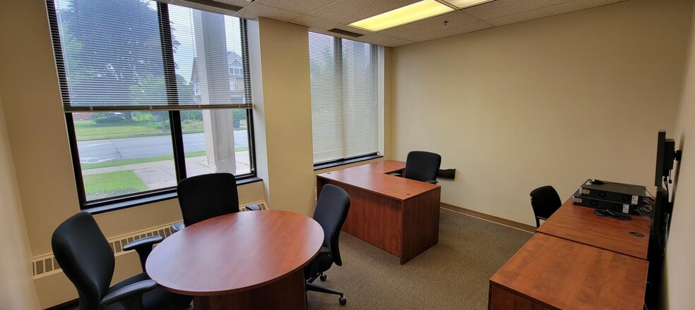 More Photos Of 1030 E Jefferson Blvd, South Bend Medical For Sale