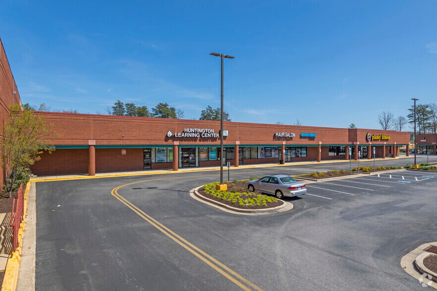 More Photos Of 8125-8159 Ritchie Hwy, Pasadena Unknown For Lease