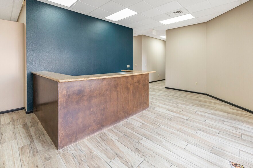 More Photos Of 3305 G St, Merced Office For Sale