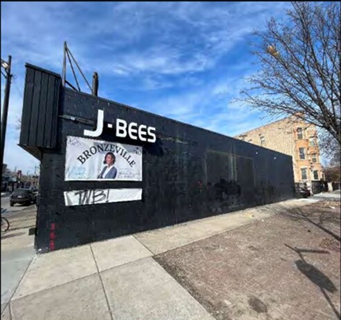 More Photos Of 232 E 47th St, Chicago General Retail For Sale