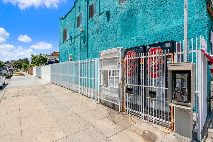 More Photos Of 801 N Marianna Ave, Los Angeles Storefront Retail Office For Sale
