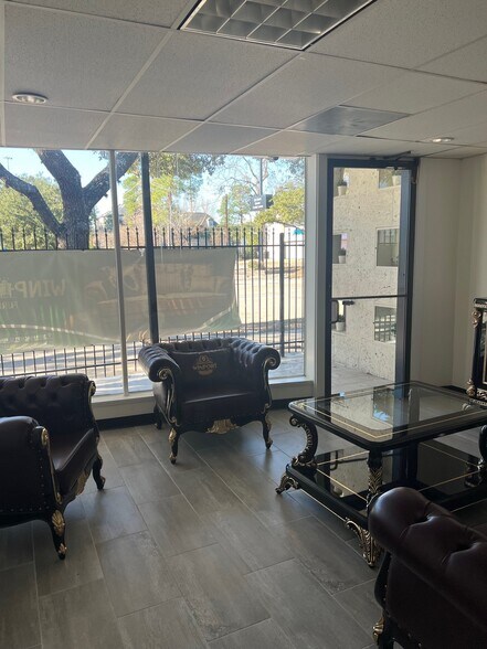 More Photos Of 4910 Fannin St, Houston Medical For Lease