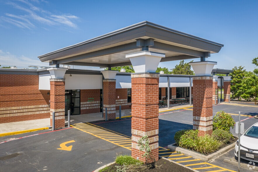 More Photos Of 2616 Blodgett St, Houston Office For Lease