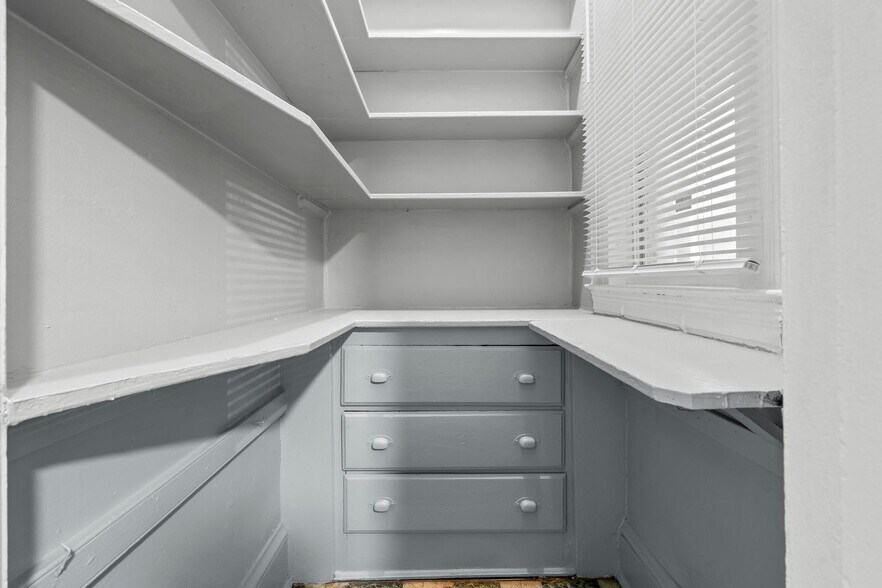 More Photos Of 1069-1075 Capitol Ave, Hartford Apartments For Sale